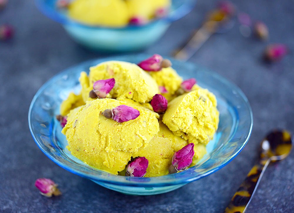 No churn bastani - Persian ice cream with rosewater, pistachios and saffron. A semi-homemade Middle-Eastern treat!